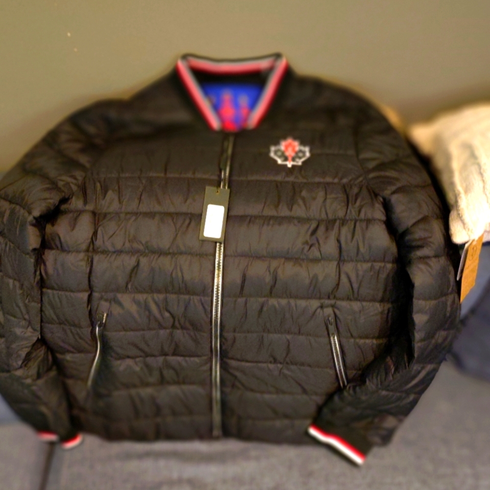 New Moose Knuckles Authentic XL